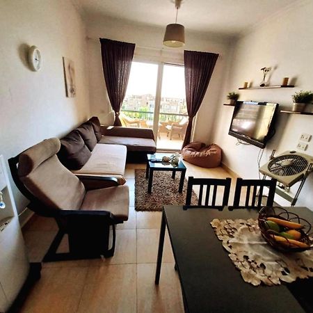Chalet Marina Wadi Degla Families Only Pool View 2Nd Floor 6 Adults Ain Soukhna Exteriér fotografie