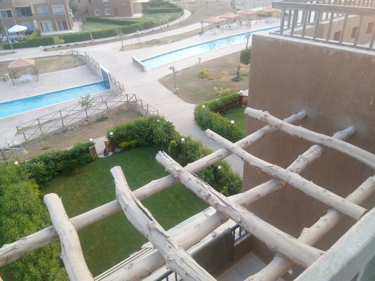 Chalet Marina Wadi Degla Families Only Pool View 2Nd Floor 6 Adults Ain Soukhna Exteriér fotografie